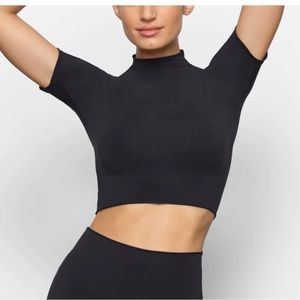 Skims Raw Edge Cropped T-shirt